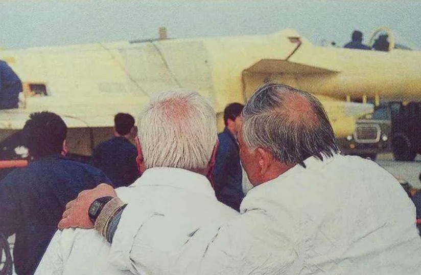 [歼10]22岁生日快乐！22个瞬间见证成长