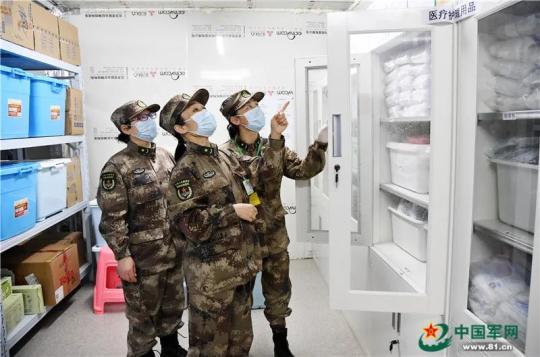 【赵玉英】用心治疗用心服务，火神山出院患者与她隔空拥抱