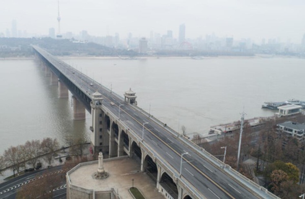 武汉长江大桥▲武汉,我们准备好拥抱你了!