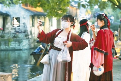 奥城“夜经济”人气旺起来