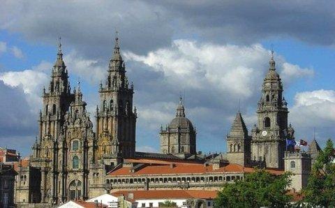 智利首都圣地亚哥四季如春