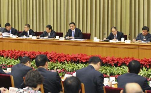 Chinese&nbsp;Vice&nbsp;Premier&nbsp;Li&nbsp;Keqiang(4th&nbsp;L&nbsp;back)&nbsp;addresses&nbsp;a&nbsp;meeting&nbsp;concerning&nbsp;reform&nbsp;on&nbsp;health&nbsp;care&nbsp;system&nbsp;in&nbsp;Beijing,&nbsp;capital&nbsp;of&nbsp;China,&nbsp;May&nbsp;21,&nbsp;2010.&nbsp;(Xinhua/Li&nbsp;Xueren)