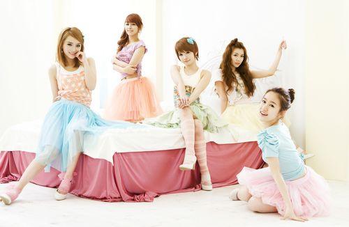 me五个<em>成员</em>有<em>快女</em>刘美含