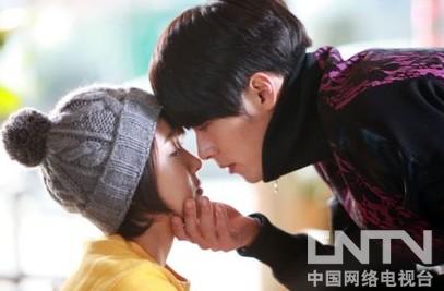 《秘密花园》热播 河智苑玄彬蜜之吻刺激收视-