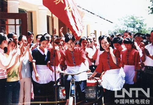 《远山的红叶》《任长霞》 细数以英雄为背景