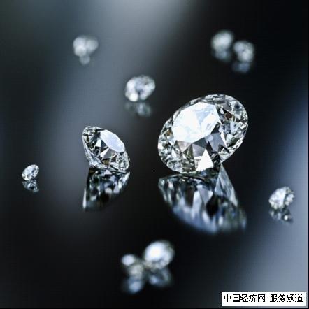 典藏级克拉裸钻成收藏热点_CCTV.com_中国中