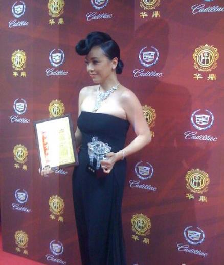 2011华鼎奖祖峰邓萃雯分获最佳男女配角-电视剧台-中国网络电视台