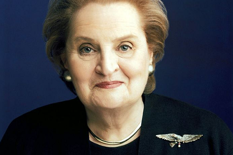 「国务卿」美国前国务卿奥尔布莱特：新冠肺炎疫情不应政治化，各国需要团结而不是指责