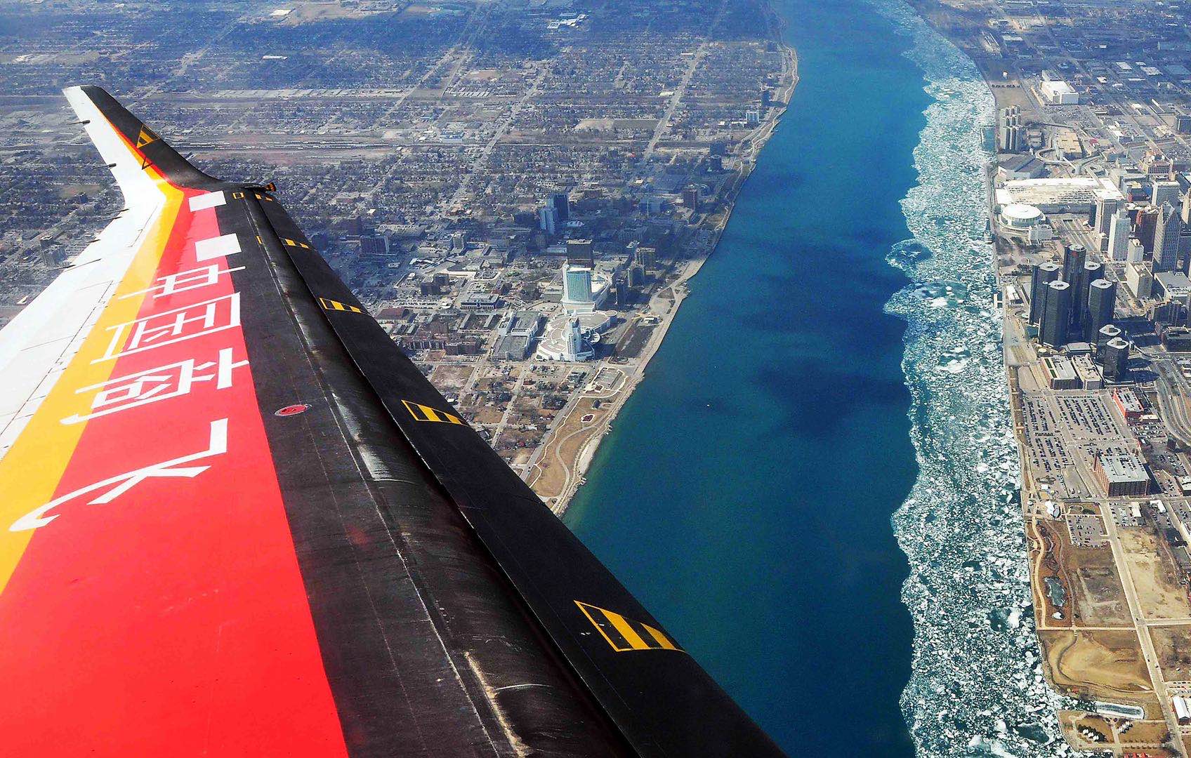 井冈山“井冈山”号来了！江西航空首架ARJ21飞机首航成功