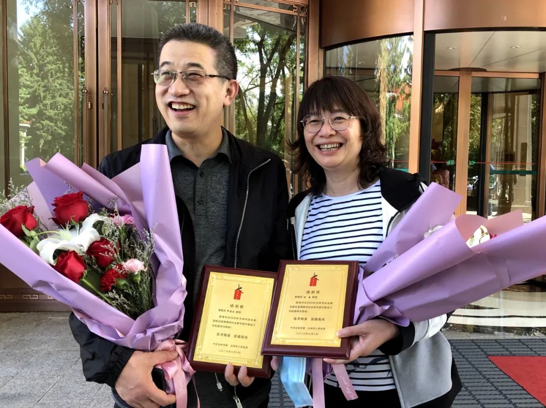 央视新闻139天!“一月白头”的邱海波终于回家了