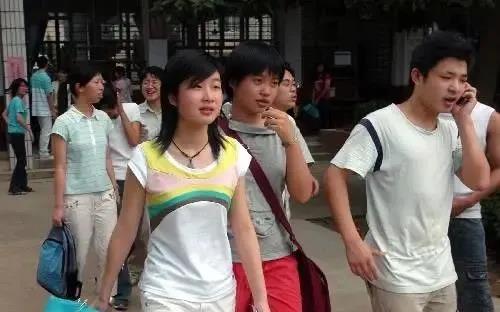 中国之声|安徽歙县高考今天启用备用卷，14年前另一地也用过B卷