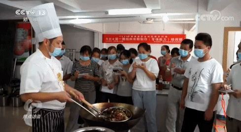 |焦点访谈丨有了一技之长，贫困户的生活变化有多大？