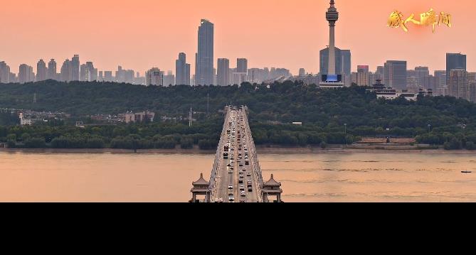 |“感人瞬间”微视频丨萤火成炬 守护希望