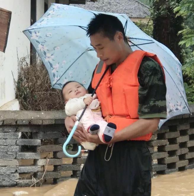 再见,消防战士!你好,消防员!