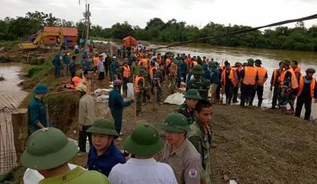 暴雨致越南37人死亡 越气象预报部门:近期将有