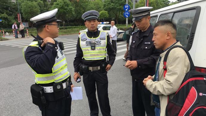 高清摄像头人脸识别不是传说 上海警方摄像头