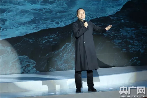 中小学语文示范诵读库启动 让所有孩子听到标