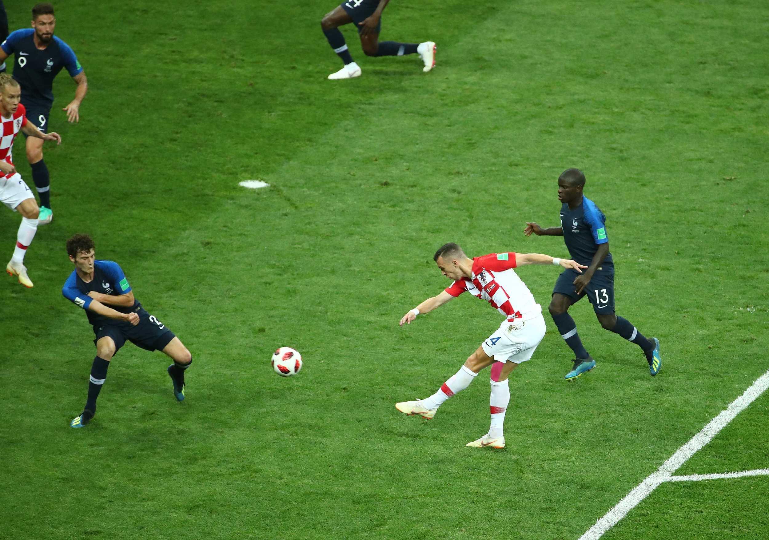 法国4-2克罗地亚 20年后再夺世界杯冠军