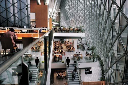 The&nbsp;library&nbsp;in&nbsp;the&nbsp;center&nbsp;of&nbsp;Baoan&nbsp;district,&nbsp;Shenzhen,&nbsp;opened&nbsp;to&nbsp;the&nbsp;public&nbsp;in&nbsp;2006.