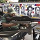 Confrontan efectivos venezolanos a paramilitares en frontera 