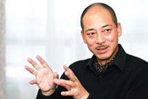 <b>Lin Dong Fu, Jazz Club Impresario</b>