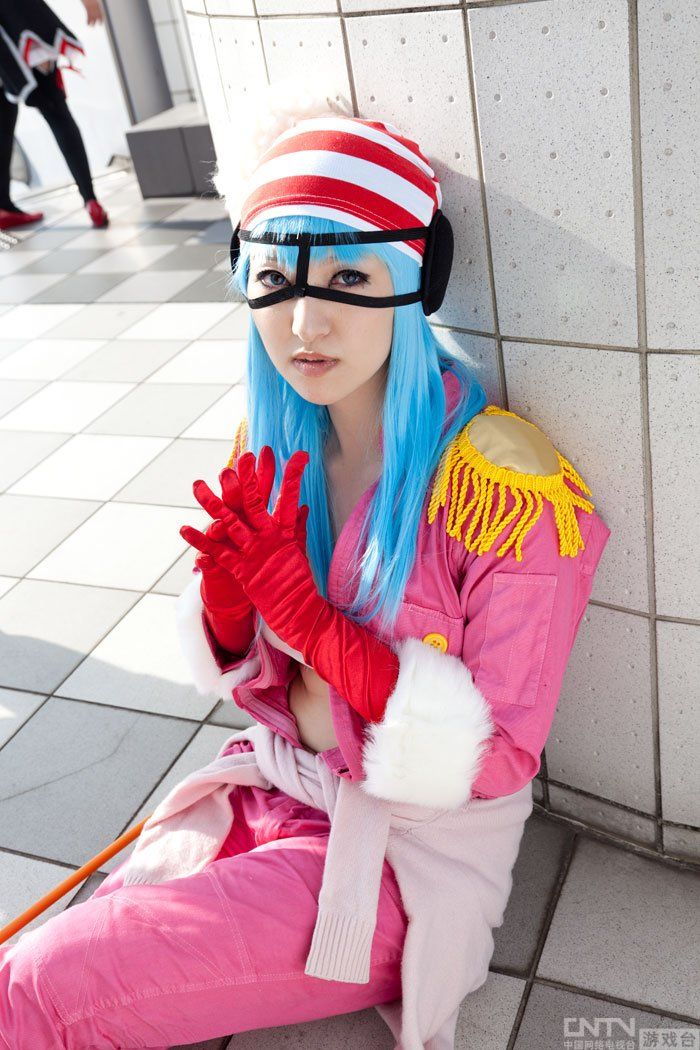 <em>大胸美眉</em>cosplay《海贼王》嗲妹波尔琪
