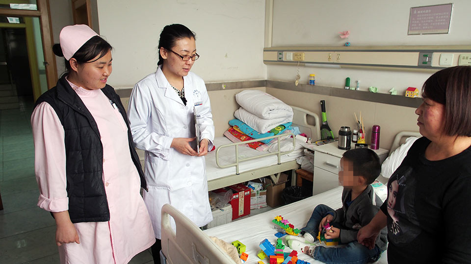 郝佳佳:我爱我的宝马车_民声频道_央视网(cc