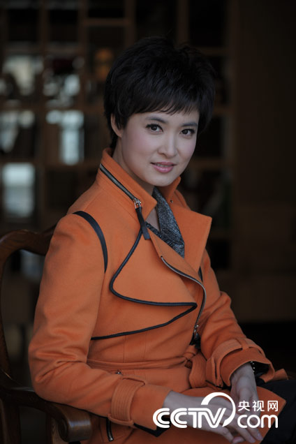 主持人桑晨性感照片