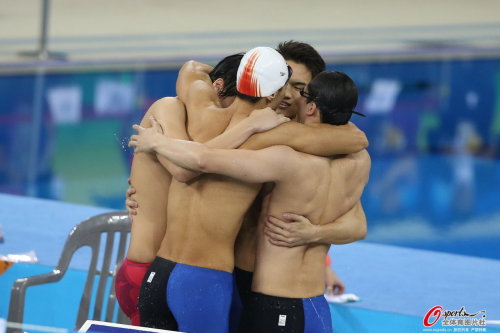 [高清组图] 男子4*100米混接力 中国逆转日本夺金