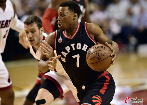 [高清组图]韦德30分洛瑞10分 热火胜猛龙总比分2-2