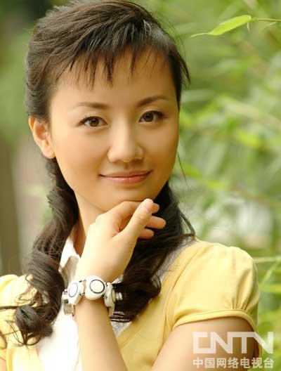 <em>我爱发明女主持人</em>