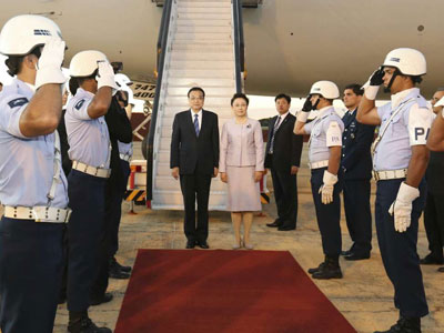暴雨蓝色预警持续 广西广东等局地多天连续暴