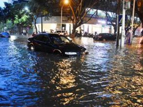 北京首批签注自助机投入使用 办港澳签注只需