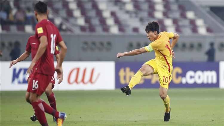 用胜利告别! 两分钟回顾国足世预赛征程_小央