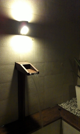 不朽新传奇 亲民入门款HTC One V评测