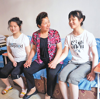 学习苏柳英为残疾人的欢笑而坚守