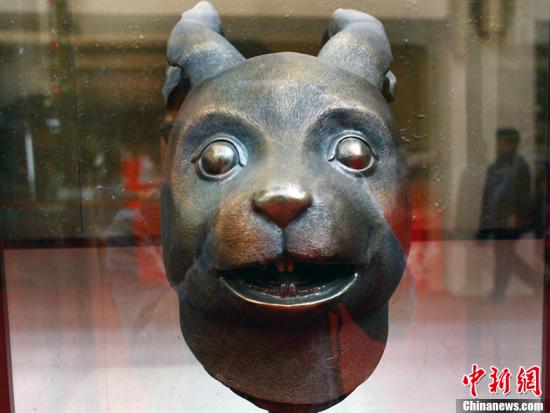 圆明园两尊兽首回归 流失海外文物追索难在何处?