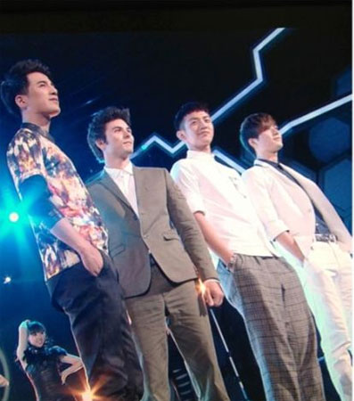 《快乐大本营》小时代来袭 姐妹花遭控诉