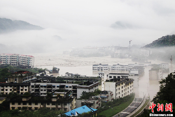 四川暴雨致3座大桥垮塌 北川地震遗址被淹没(