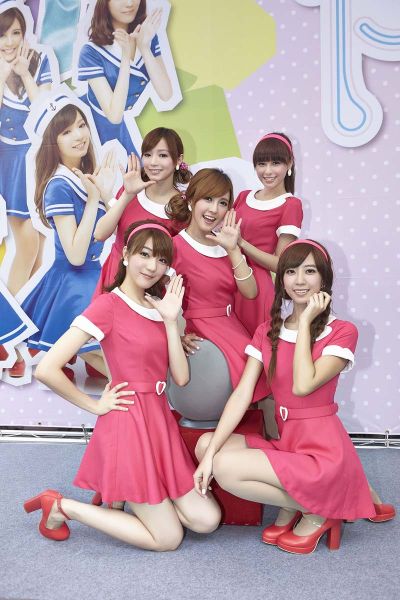 PopuLady爱<em>零食</em>不怕胖 签唱会将延期 综艺 央