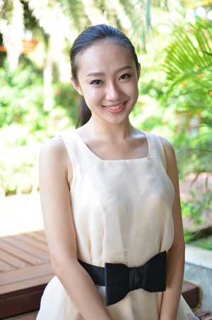 2013《美丽空姐》选手介绍