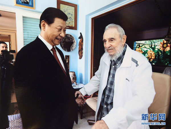 Xi Jinping et Raul Castro se promettent une amitié loyale