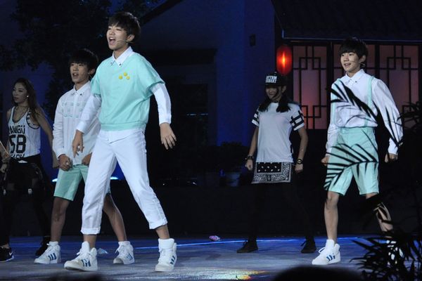 央视中秋晚会收视率4.55%!全球华人共赴苏州