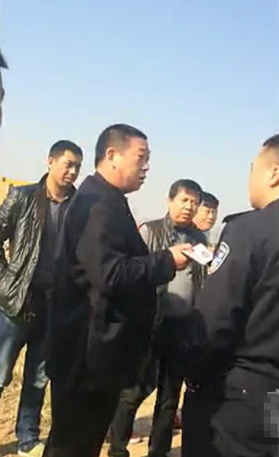 西安 最牛 村 支书 自称政府 殴打民警  官方成立调