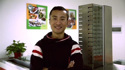 《发明梦工场》发明项目:自动<em>无烟烧烤</em>机_科教