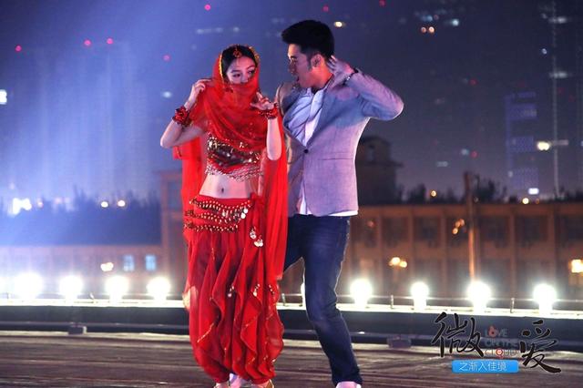 《微爱》曝主题曲 吴莫愁MV《那么问题来了》