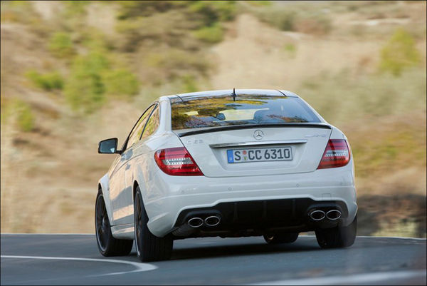 豪车半价卖 解析 大贸车\/小贸车 的真相_汽车_