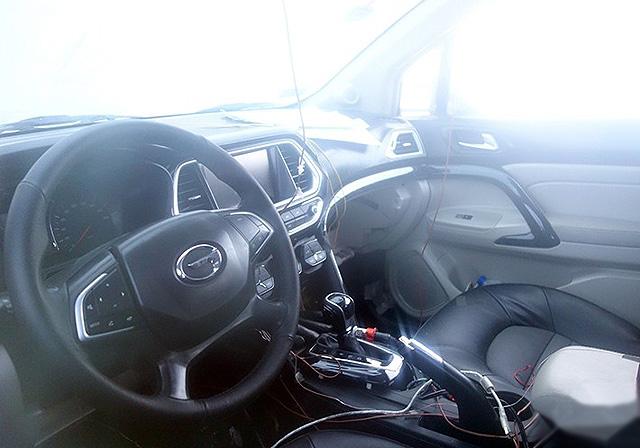 曝传祺GS4内饰谍照 设计\/配置是重点_汽车_央