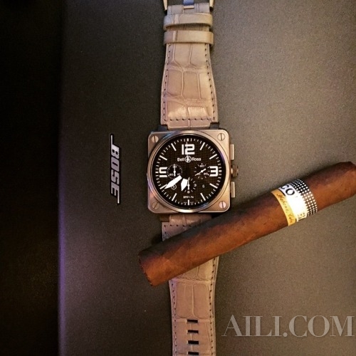 看一眼就记得住 腕表上的特殊符号_品鉴频道