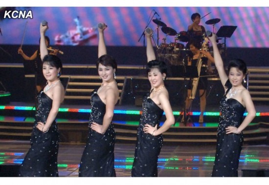 揭秘朝鲜版<em>辣妹组合</em>:金正恩钦点 短裙过膝性